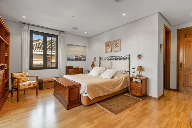 Villa 6 habitaciones 728m² en venta - La veleta — 38