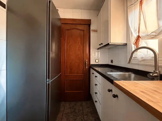 ESTUPENDO PISO EN LA PARADA (PROTECCIÓN OFICIAL) — 9