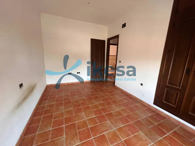 Venta de casa Adosada en Higuera de la Sierra, Huelva. — 30