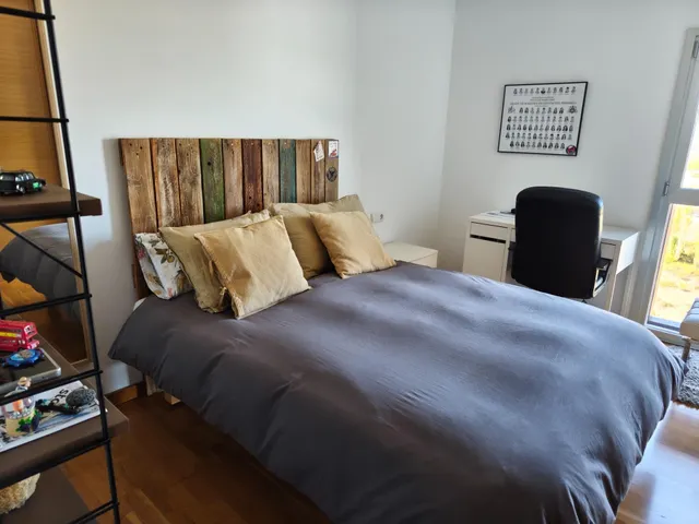 Amplio y Luminoso Piso en La Rosaleda, Ponferrada - €169.000 — 16