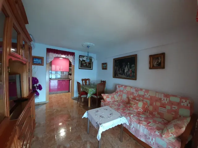 Primera linea, edificio Los Gemelos, reformado. www.inmobiliarialesdunes.com — 9