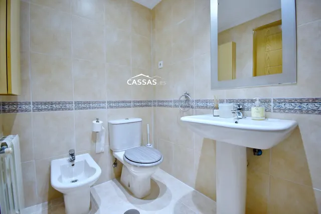 JARDINES DE MADRID con 2 habitaciones. Garaje, trastero y piscina. — 27