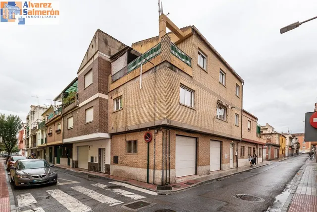 Espectacular casa reformada en Calle Xauen (Zaidín) — 2