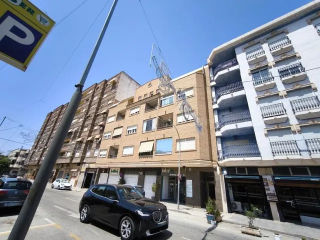 VENTA DE PISO + TRASTERO EN ALBATERA - ALICANTE — 2