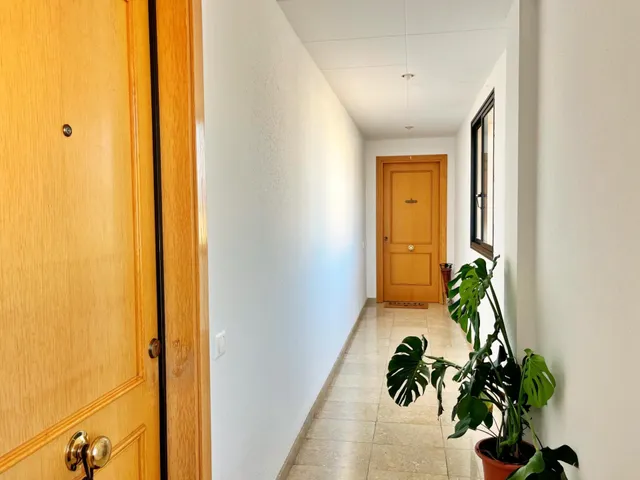 Piso de 4 habitaciones con terraza y ascensor en Ferreries - VPO — 36