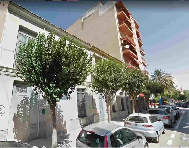 Solar en Benalúa Alicante