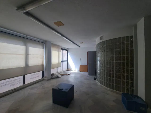 Alquiler de oficina en pleno centro de El Ejido — 2