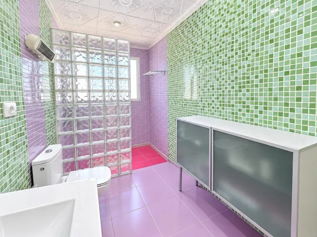 Vivienda de cuatro dormitorios con balcón en Arucas - Santidad — 30