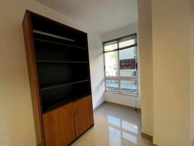 !!!!SE ALQUILA AMPLIA Y MUY BIEN UBICADA OFICINA¡¡¡¡ — 10