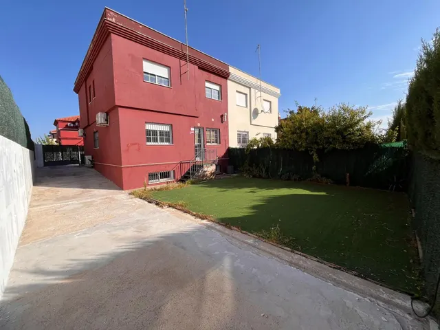 Bonito pareado en Espartinas — 46