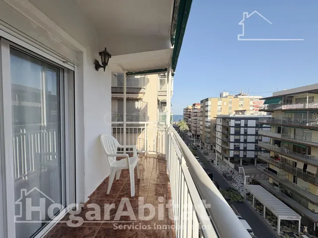 EXTERIOR CON DOS BALCONES CERCA DE LA PLAYA EN CULLERA - foto 2