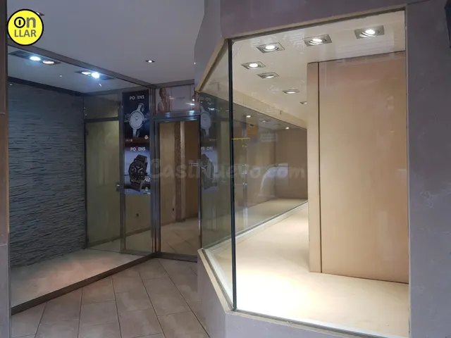 Local comercial en alquiler en Passeig de la Muntanya (Grano - foto 3