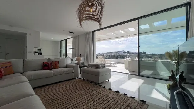 Ático 3 habitaciones 134m² en venta - Zona Las Mesas - foto 5