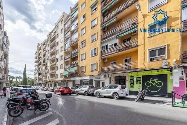 Piso amplio y luminoso en Ronda–Arabial — 27