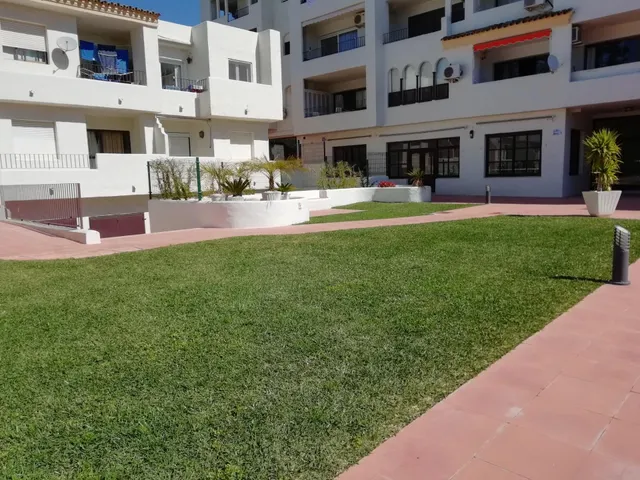 APARTAMENTO  EN ALQUILER EN EL CENTRO COMERCIAL VISTAHERMOSA — 15
