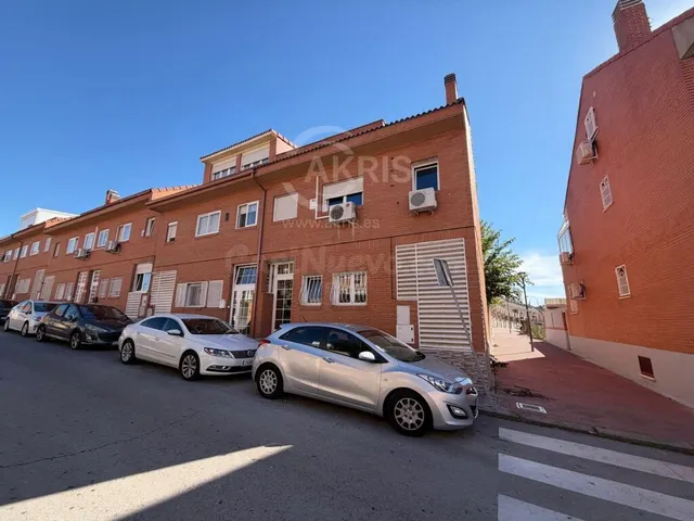 Adosado en Paracuellos De Jarama — 3