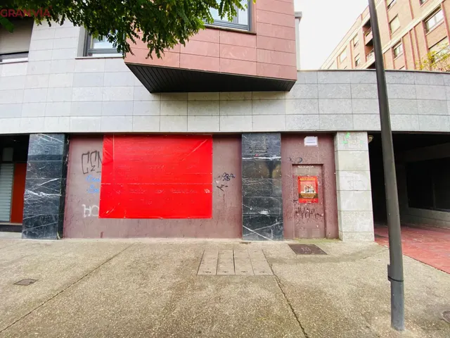 Local en venta en Cascajos — 8