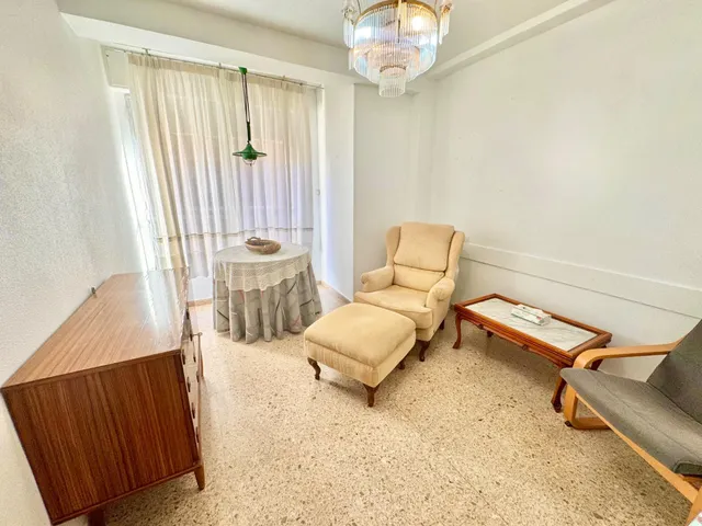 Increíble vivienda en Orihuela ciudad toda exterior con balcón amplio .. para vivir ¡Visitelo sin  compromiso!! — 7