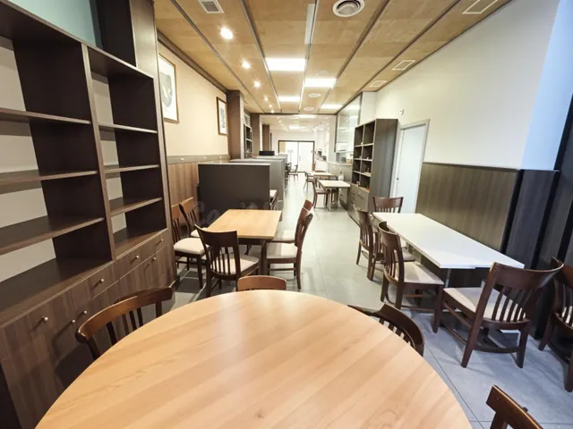 Restaurante en venta junto al Hospital Peset: un activo host - foto 5