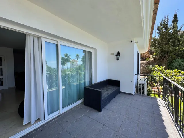 Chalet Independiente de Lujo en Benalmádena – Privacidad, Naturaleza y Vistas al Mar — 18