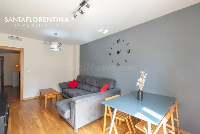 Piso 1 habitación 70m² en venta - Casco Antiguo — 2