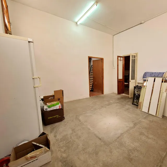 Casa de Pueblo. — 12