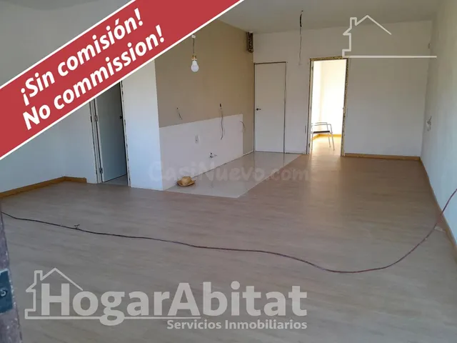 CHALET SEMINUEVO Y REFORMADO CON GARAJE Y TERRAZA - foto 3