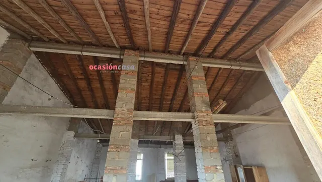 CASA DE 2 PLANTAS CON PATIO EN HINOJOSA — 9