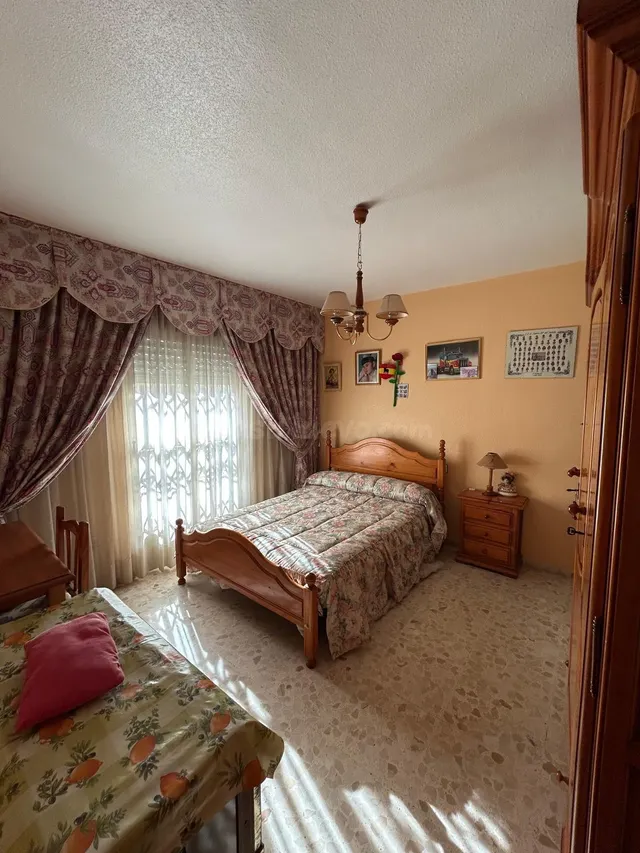 VIVIENDA SOBRE LOCAL EN SANTA MARÍA DEL ÁGUILA — 3