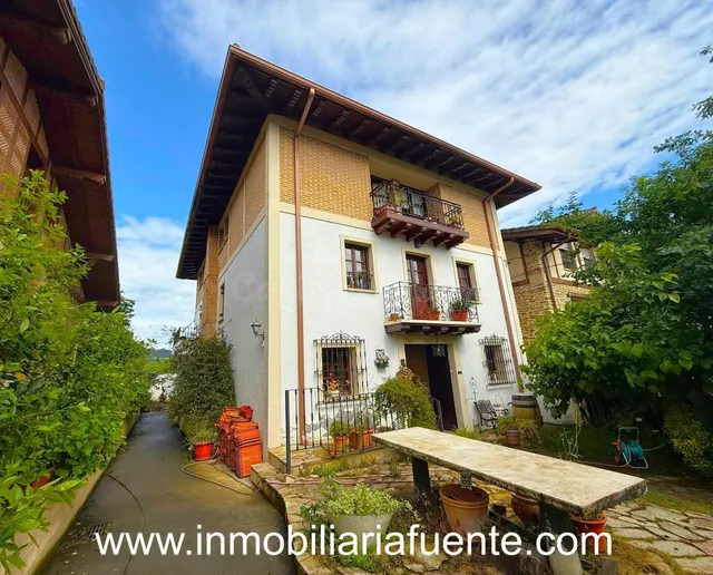 CASA CON TERRENO EN ZALLA - foto 2