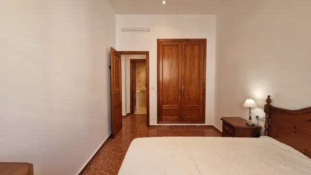 Estupendo piso amueblado en el corazón de Valencia — 21