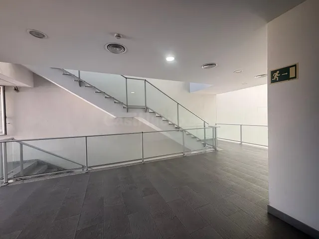 Oficina en el Edificio Astarte: el espacio ideal para impuls - foto 3