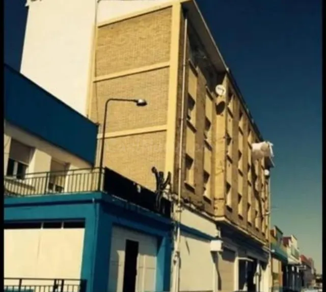 Edificio 3000m² en venta - Crucero - Aquende - foto 3