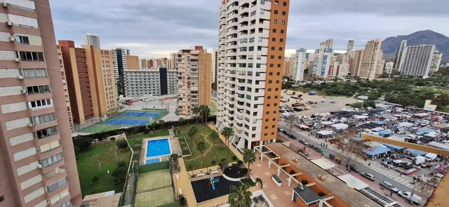 APARTAMENTO DE 2 DORMITORIOS RECIEN REFORMADO — 24