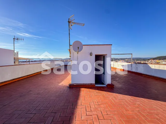 Piso con vistas al mar y a la montaña en Els Pavos, Blanes — 34