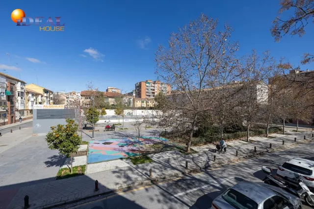 Edificio con gran potencial de desarrollo residencial en Zaidín – Granada — 13