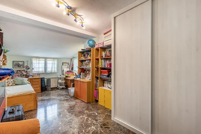 CASA PAREADA EN LA ZUBIA CON PISCINA, ZONA DE BARBACOA Y JARDÍN — 28
