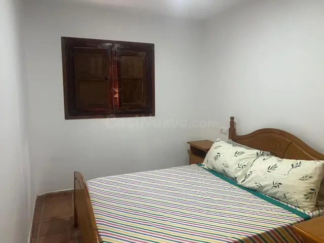 CASA DE CAMPO CON PARCELA AMPLIA Y PISCINA EN LLIRIA - foto 5