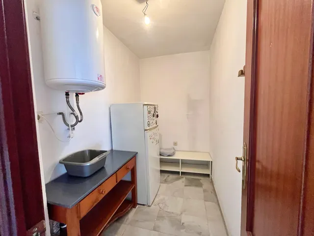 Apartamento de 1 dormitorio con terraza junto a la Universidad – El Ejido — 16