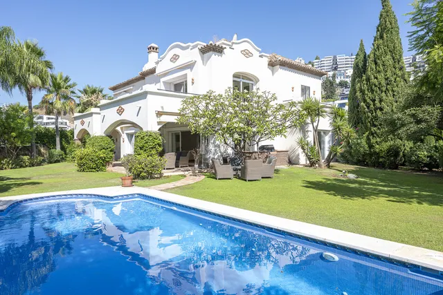 Chalet 5 habitaciones 536m² en venta - El Madroñal — 38