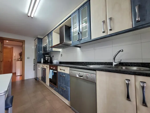 ALQUILER  DUPLEX DE TRES habitaciones CON TERRAZA Y PLAZA DE GARAJE — 6