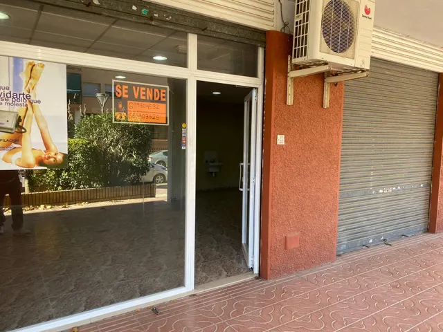 Local comercial en la zona de Camí Fondo en Martorell — 19