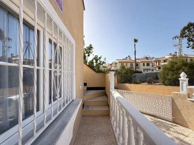 Casa 2 habitaciones 63m² en venta - Sector 25 — 42