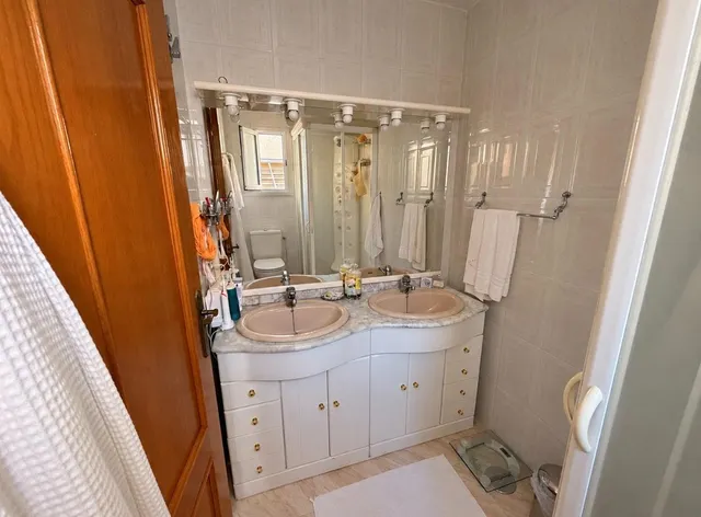 CHALET ADOSADO EN TORRE DE HORADADA — 27