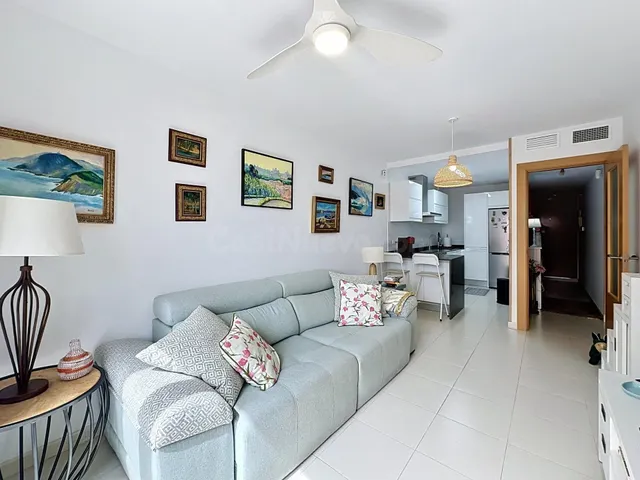 Ático con solárium privado a 500 m del mar, amueblado y list - foto 5