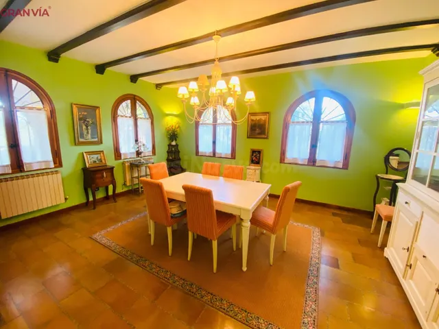 Impresionante casa a la venta en la Carretera de Soria - foto 5