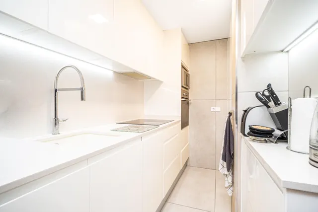 Planta baja totalmente reformada con jardín privado, sauna, piscina comunitaria y parking en Sa Coma — 11