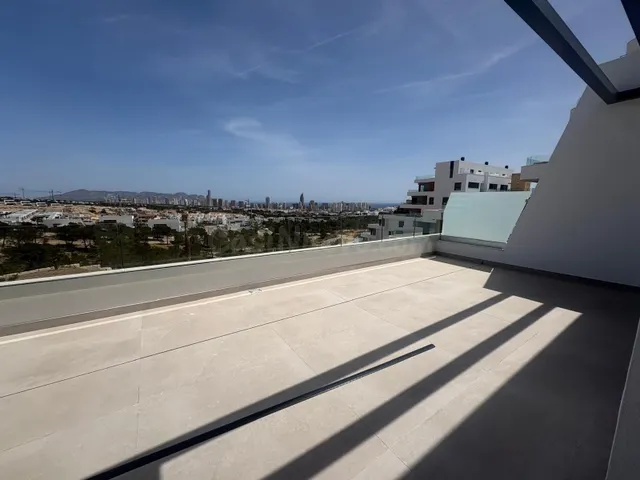 Exclusivo Apartamento en Camporrosso Village, Finestrat - €4 - foto 2