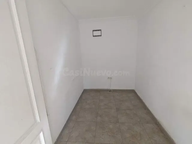 Piso en venta en Plaza Francisco Muñoz Kirri - foto 4