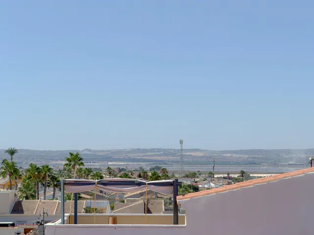 Exclusivo Adosado con excelente diseño y 2 amplias terrazas + solarium privado con vistas despejadas ( Sin gastos de comunidad ) — 45